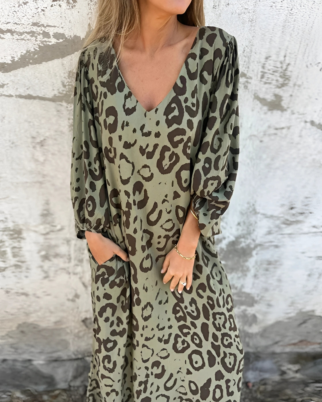 Vestido Pérola - Decote em V | Super Leve e Solto - Vintage